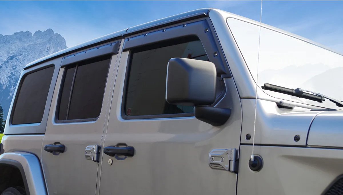 Комплект ветровиков Tough FormFit V от JeepTerrain.ru