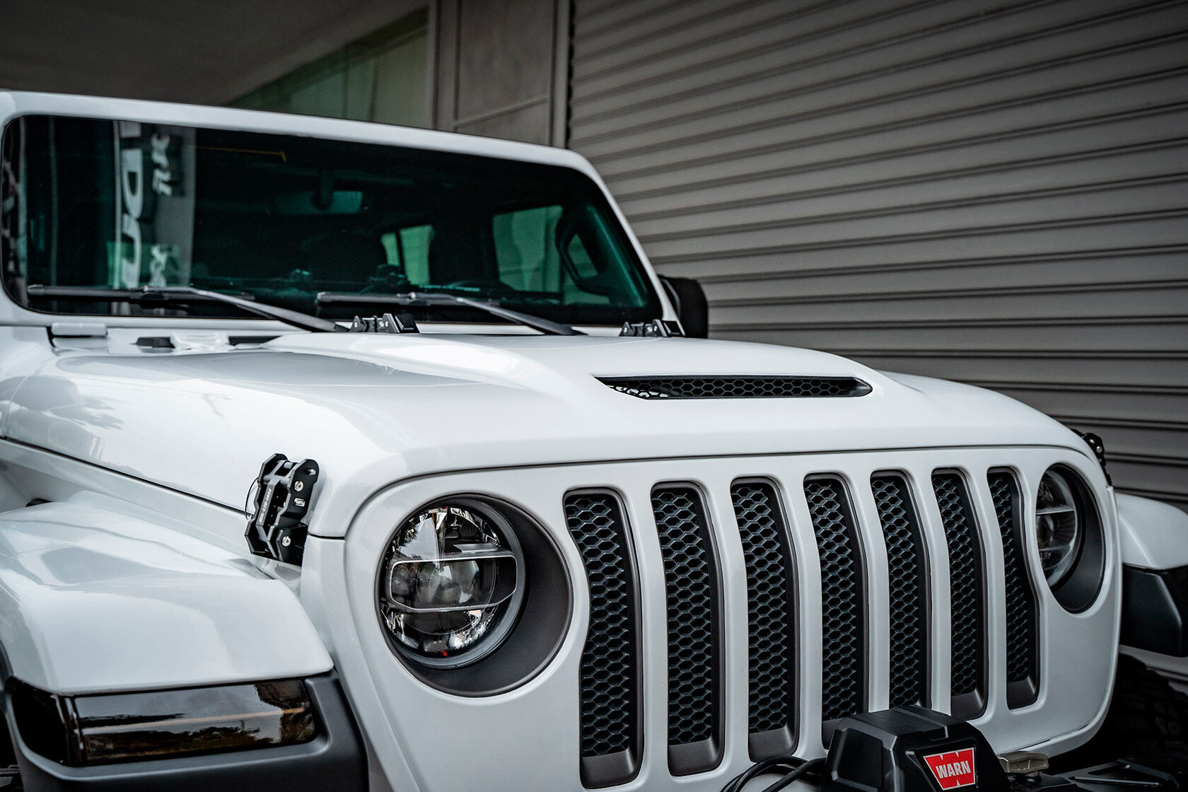 Капот серии Gravity от JeepTerrain.ru