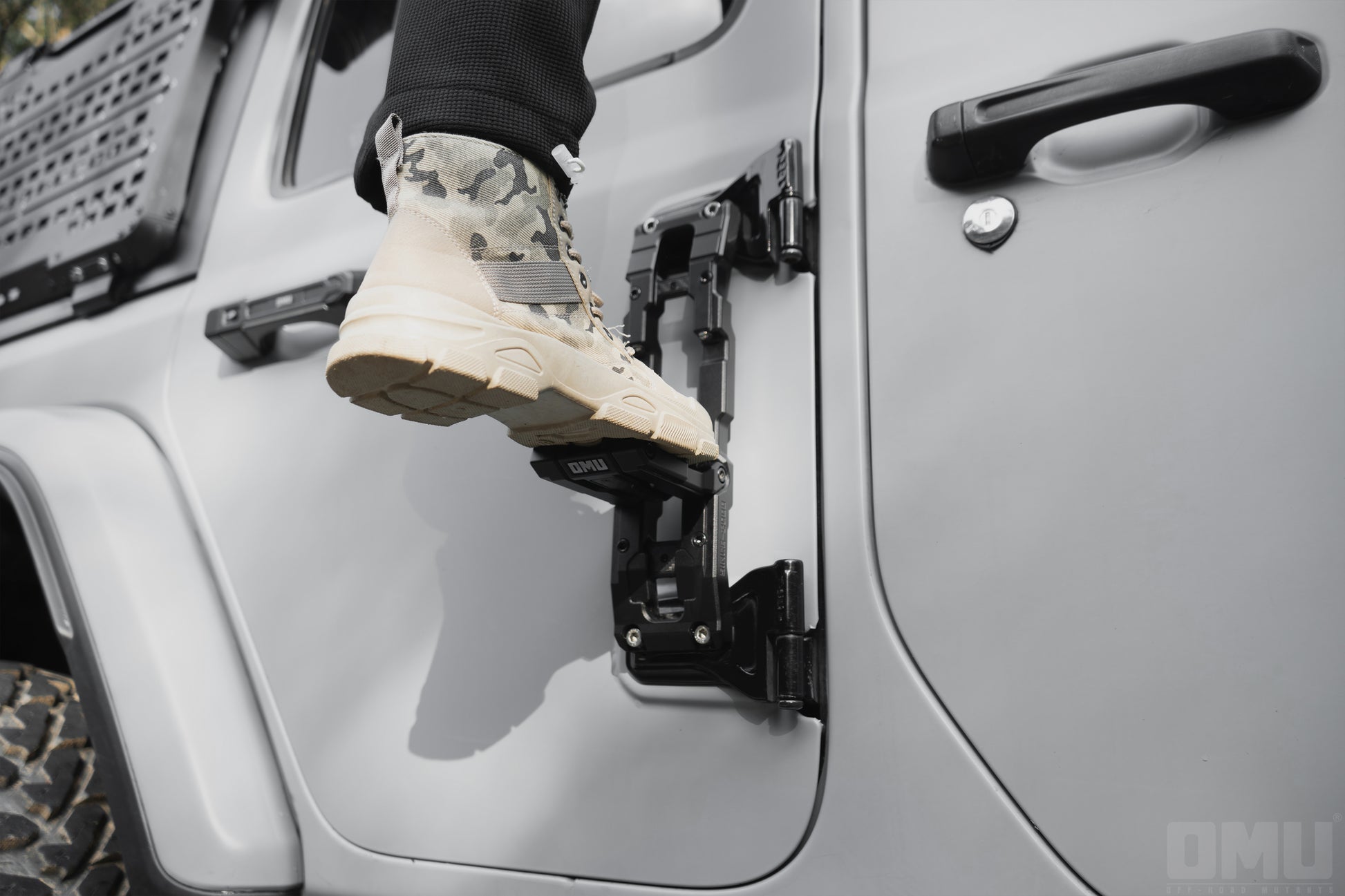 Ступеньки на двери от JeepTerrain.ru